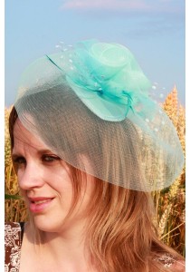 Mini Chapeau Mariage Bibi Tulle Plume Fleur Pois Bleu Ciel