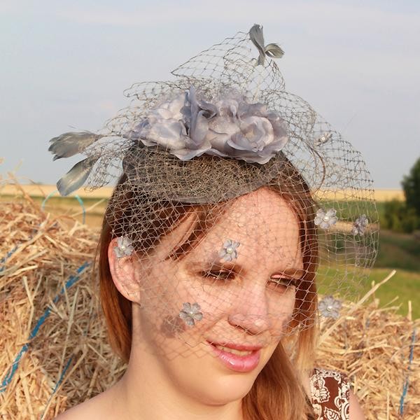 Serre Tête Chapeau Bibi Mariage Voilette Perles Fleur Plumes Gris